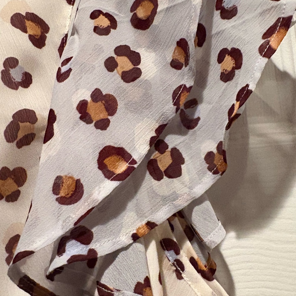 Ann Taylor Cream and Brown Leopard Patterned Blouse - Picture 5 of 9